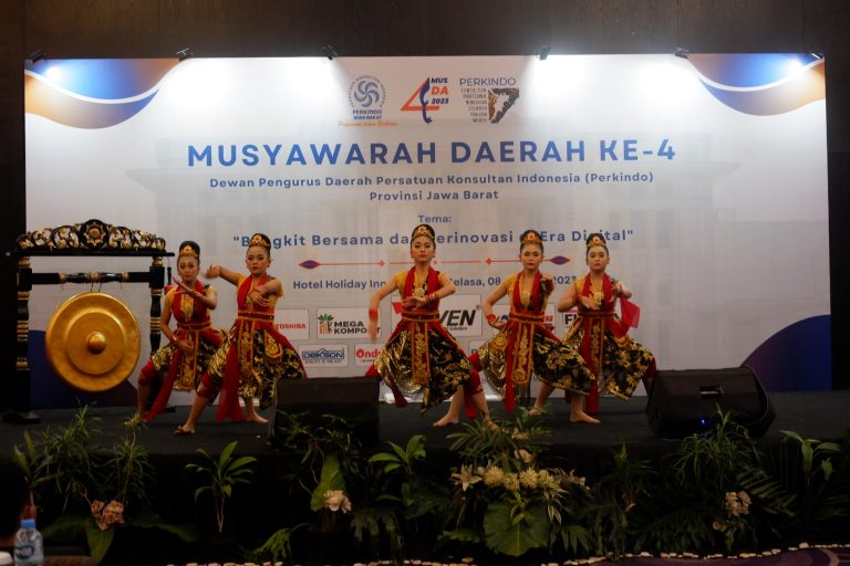 Tarian pembuka Musda 4 DPD Perkindo JABAR